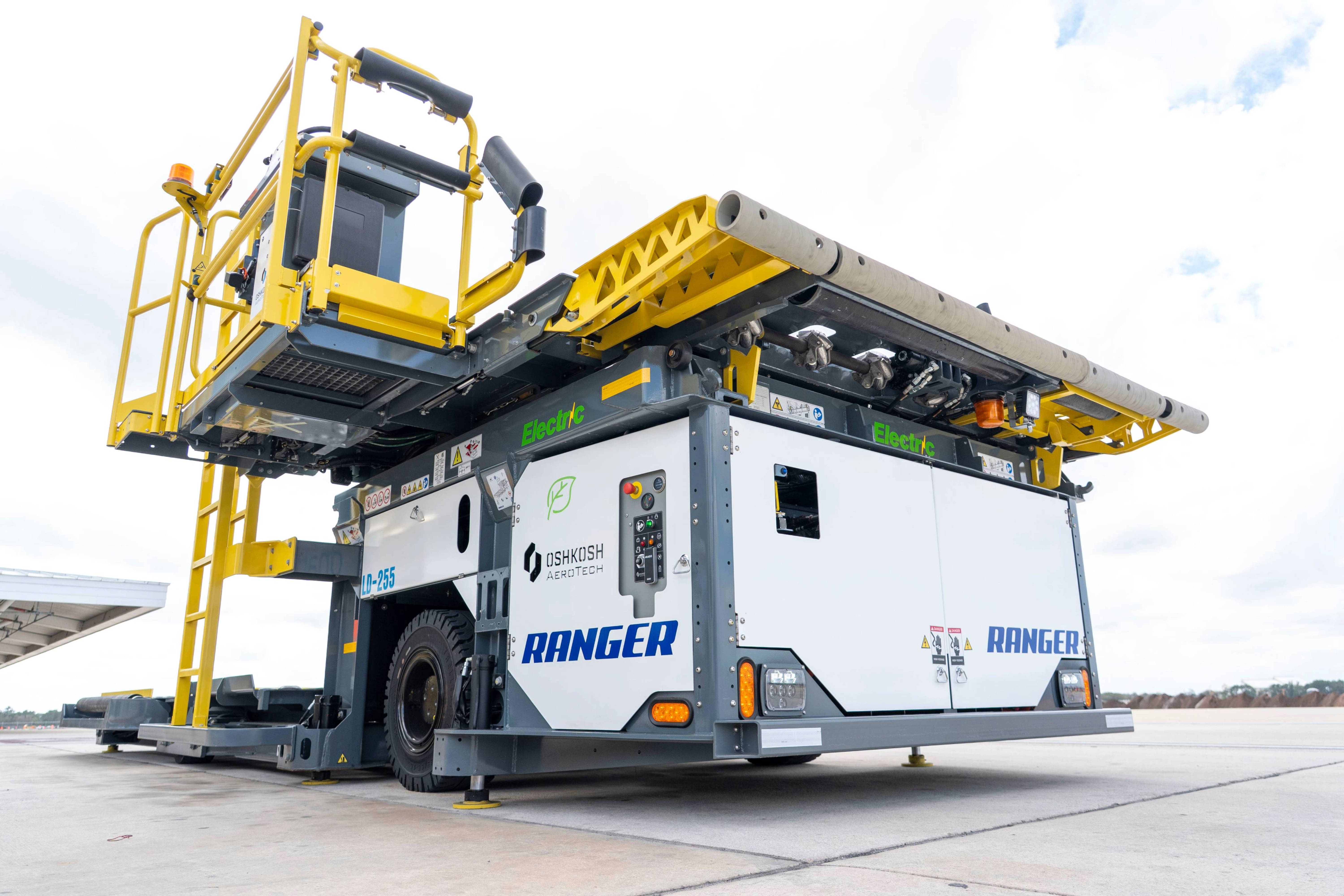 Ranger Electric Cargo Loader